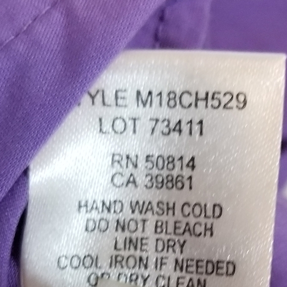 Tahari Purple Short Sleeve Button Up Blouse Size Small - Picture 5 of 6